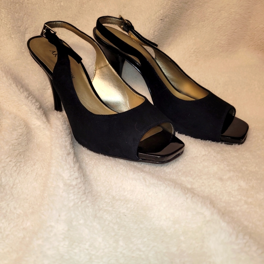 Anne Klein Slingback Open Toe Black Suede Shoes Size 8.5